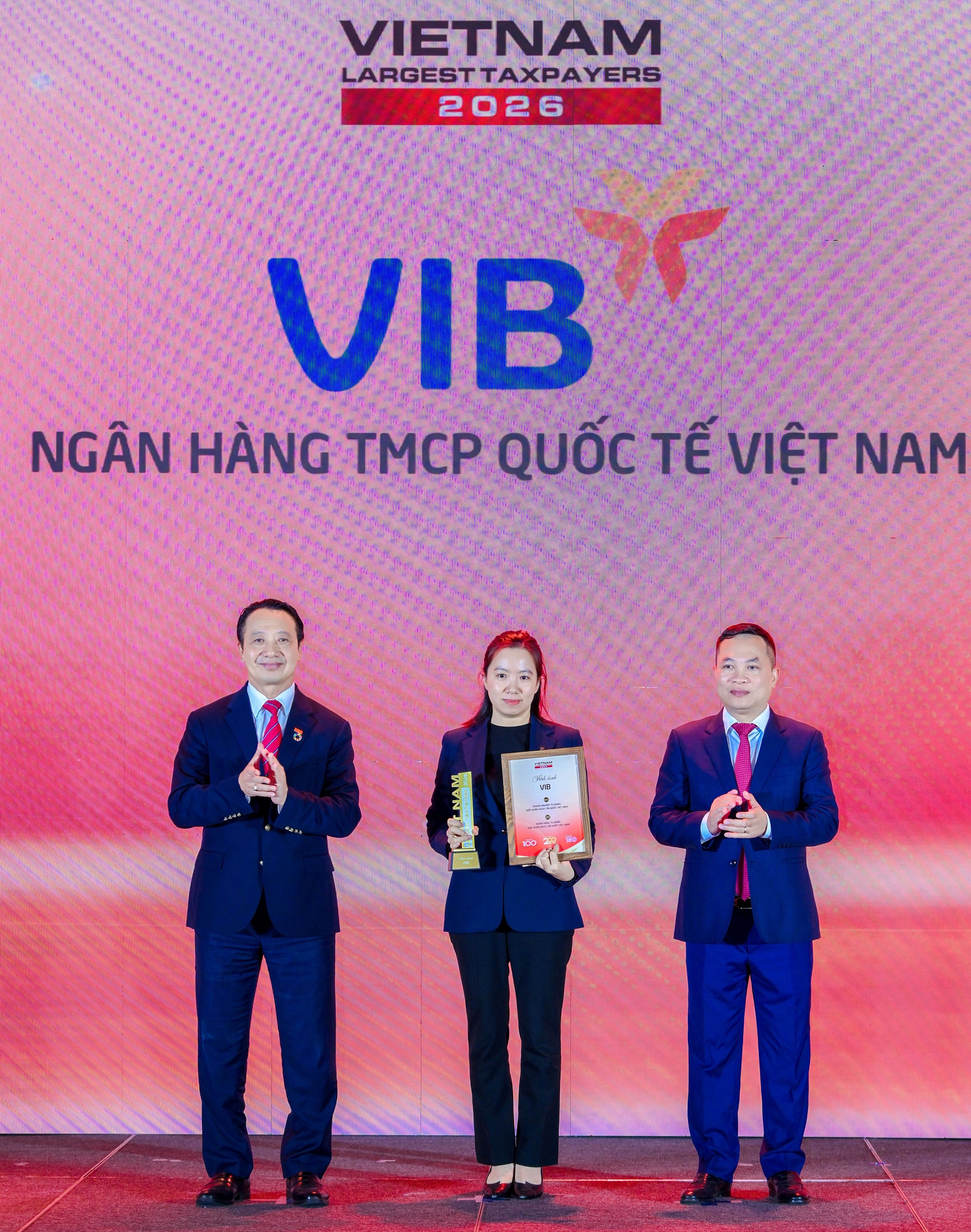 Vinh danh các ngân hàng nộp ngân sách nhiều nhất 2026: BIDV, MB, Techcombank, ACB nằm trong nhóm dẫn dắt - Ảnh 8.