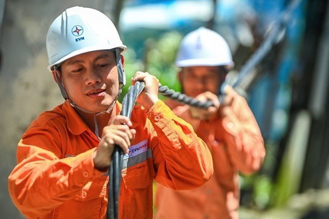 Hết lỗ, EVN báo lãi hơn 1.500 tỷ đồng/tháng- Ảnh 1.