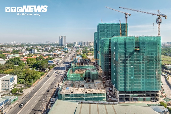 'Kho căn hộ' mới của TP.HCM, nơi người trẻ tìm chốn an cư- Ảnh 2.