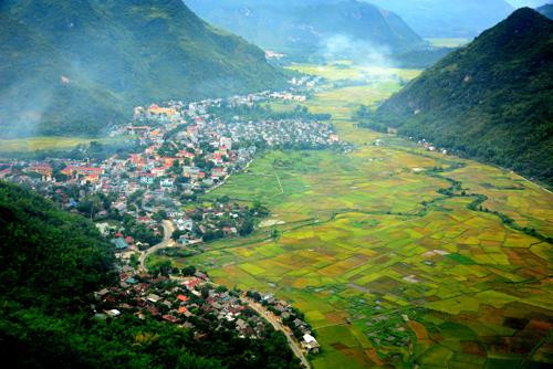 Việt Nam sẽ có “làng trên núi” 3.000ha gồm khu nghỉ dưỡng, vui chơi giải trí cao cấp, sân golf, cáp treo và tàu hỏa leo núi- Ảnh 1.