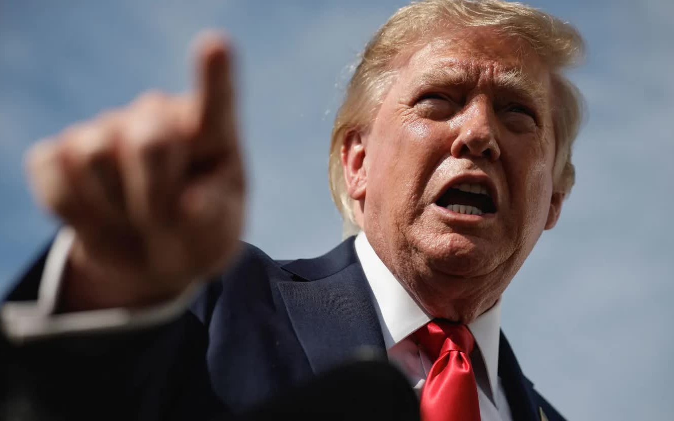 Phản ứng của ông Trump sau khi Fed tăng lãi suất