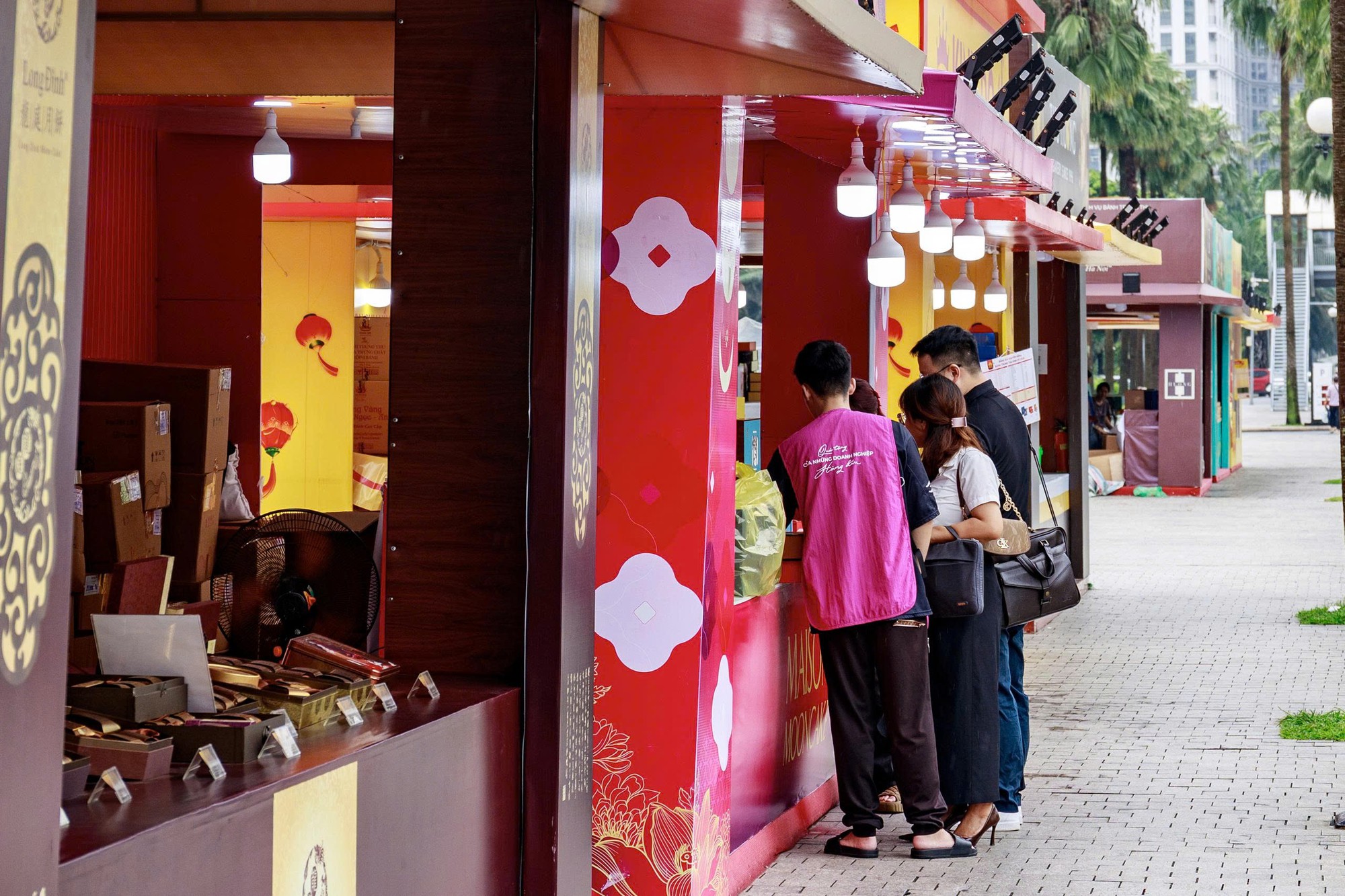 Thị trường bánh trung thu 2026: Người tiêu dùng chuộng phân khúc bình dân - Ảnh 3.