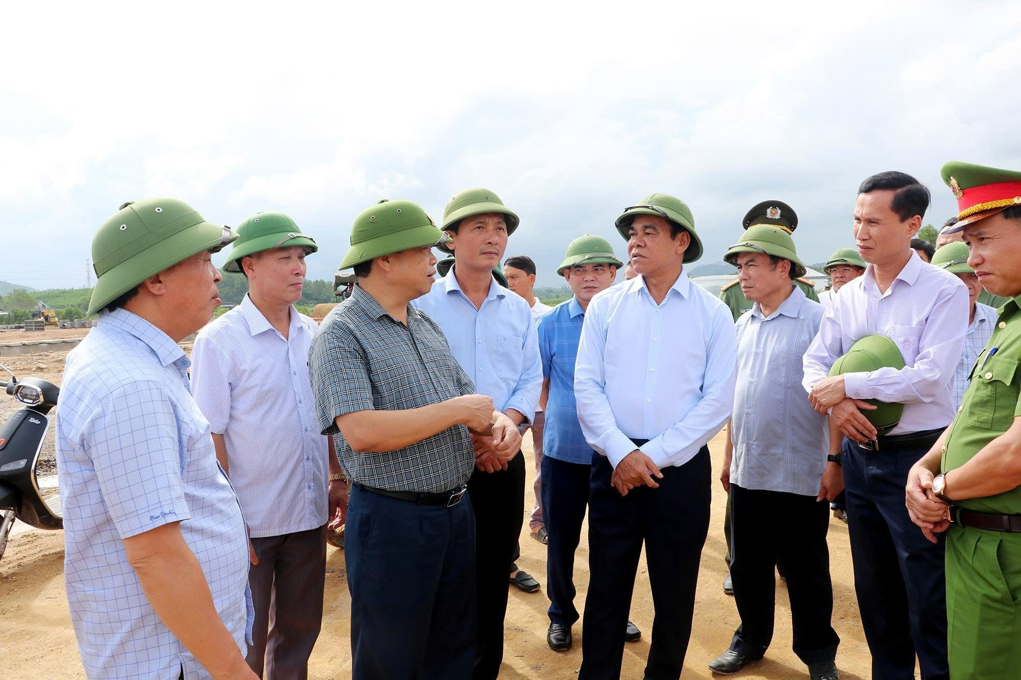 Thông tin mới về tuyến cao tốc gần 24.000 tỷ đồng, dài 60km rút ngắn thời gian di chuyển Nghệ An - Thủ đô nước láng giềng ảnh 2