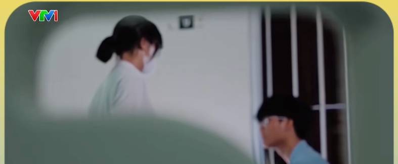 Nghe con nói “có người theo dõi, có camera trên trời”, ông bố tìm hiểu mới phát hiện sự thật đau lòng- Ảnh 1. Nghe con nói “có người theo dõi, có camera trên trời”, ông bố tìm hiểu mới phát hiện sự thật đau lòng- Ảnh 1.