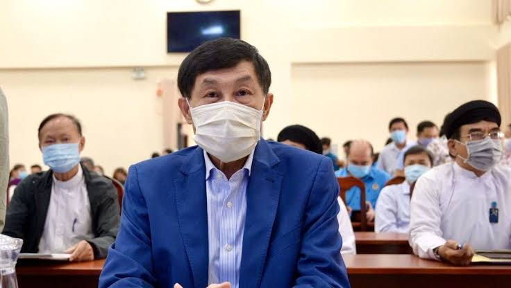 Tỷ phú 75 tuổi người Việt, từng thuê chuyên cơ 8 tỷ đồng đưa con gái về nước cách đây 6 năm: Vừa trích 10 tỷ đồng từ lương hưu làm thêm việc đặc biệt - Ảnh 3.