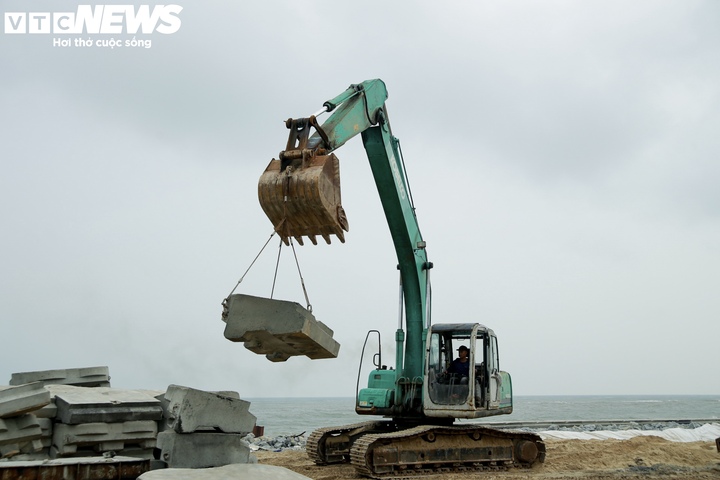 Sau mưa lũ, kè chống sạt lở trăm tỷ ở Huế ra sao?- Ảnh 8.