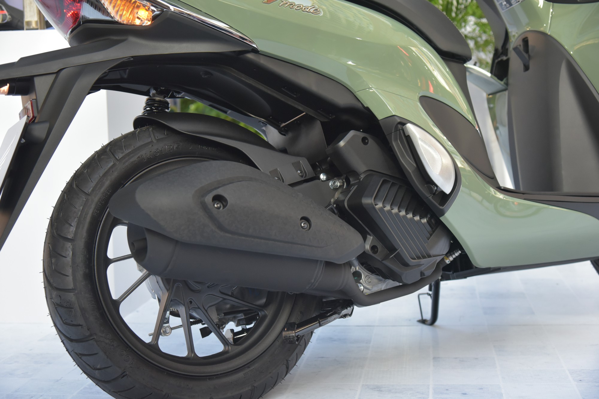 Honda Sh Mode 2026 ra mắt Việt Nam: Giá từ gần 61 triệu đồng, màn hình mới, động cơ ‘sạch’ hơn, thêm tính năng an toàn- Ảnh 17. Honda Sh Mode 2026 ra mắt Việt Nam: Giá từ gần 61 triệu đồng, màn hình mới, động cơ ‘sạch’ hơn, thêm tính năng an toàn- Ảnh 17.