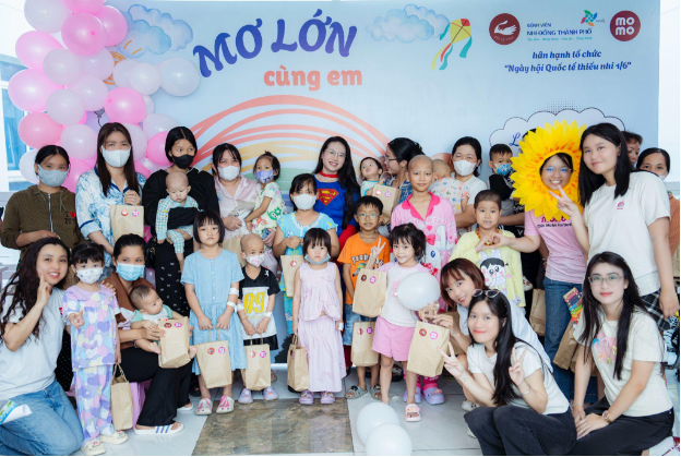 “Gom tiểu thành đại”: 1.000 đồng làm được gì trong kỷ nguyên số? - Ảnh 1. “Gom tiểu thành đại”: 1.000 đồng làm được gì trong kỷ nguyên số? - Ảnh 1.