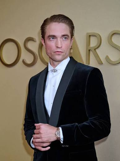 Chiếc đồng hồ đặc biệt được Robert Pattinson đeo tại Oscar khi nó còn chưa được ra mắt, 6 tháng sau đã có mặt tại Việt Nam - Ảnh 2.