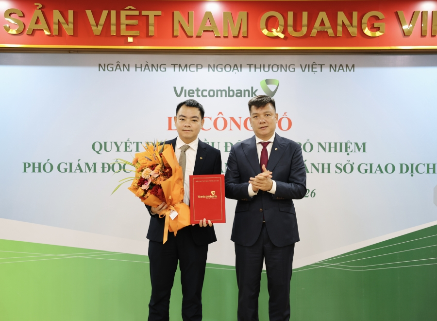 Vietcombank bổ nhiệm loạt Giám đốc chi nhánh, nhân sự cấp cao Trụ sở chính - Ảnh 3. Vietcombank bổ nhiệm loạt Giám đốc chi nhánh, nhân sự cấp cao Trụ sở chính - Ảnh 3.