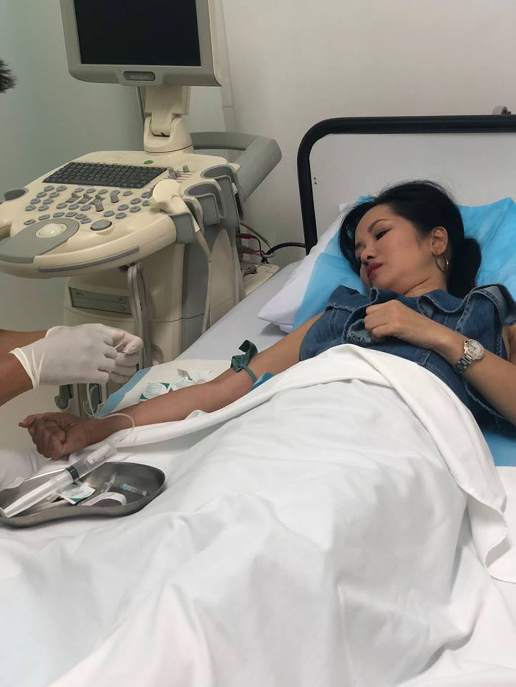 Mẹ đơn thân Vbiz trải qua 2 lần ly hôn: 42 tuổi sinh cặp lai Tây, đang điều trị ung thư- Ảnh 6.