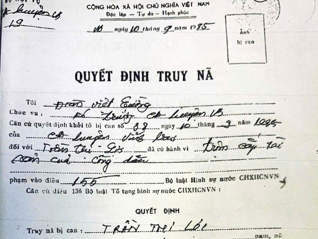 Trần Thị Lợi SN 1959 ra công an đầu thú sau hơn 30 năm lẩn trốn- Ảnh 1. Trần Thị Lợi SN 1959 ra công an đầu thú sau hơn 30 năm lẩn trốn- Ảnh 1.