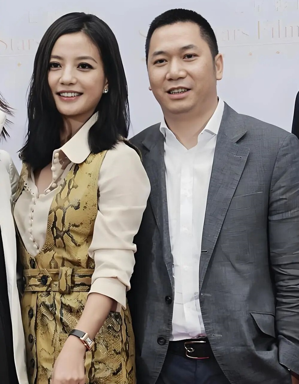 Triệu Vy sau 5 năm bị phong sát: Cuộc sống khó khăn, gánh nhiều khoản nợ - Ảnh 3.
