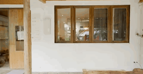 Người phụ nữ 37 tuổi cải tạo căn hộ 45m² thành nơi ai cũng muốn ghé: Không điều hòa, ít dùng điện thoại, đồ cũ cũng thành đẹp - Ảnh 10.