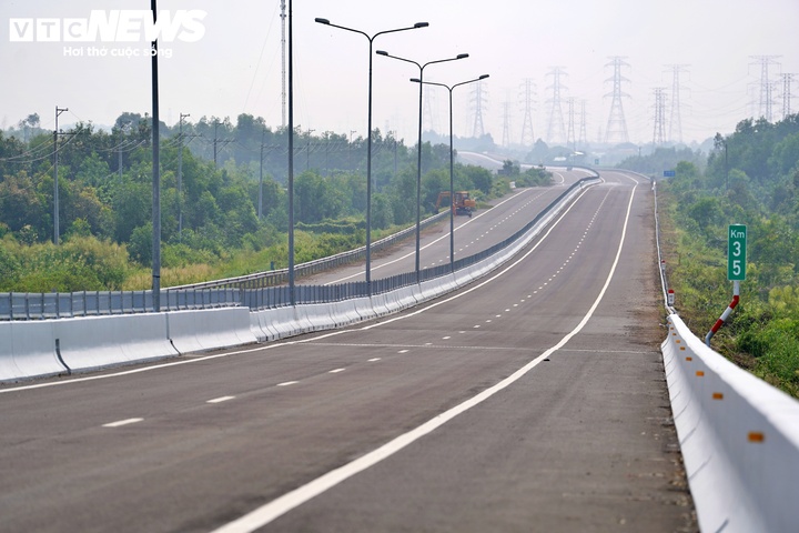 Diện mạo siêu nút giao kết nối 2 cao tốc huyết mạch ở phía Nam- Ảnh 13.