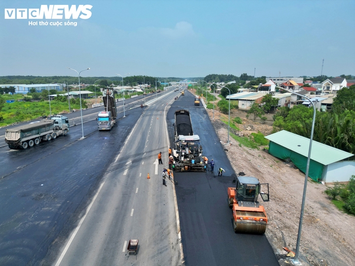 Diện mạo siêu nút giao kết nối 2 cao tốc huyết mạch ở phía Nam- Ảnh 4.