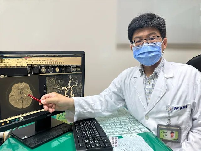 Lập trình viên 40 tuổi bị phình động mạch nội sọ do làm việc nhiều giờ, bác sĩ cảnh báo: Đừng bỏ qua dấu hiệu cảnh báo này từ cơ thể - Ảnh 3.