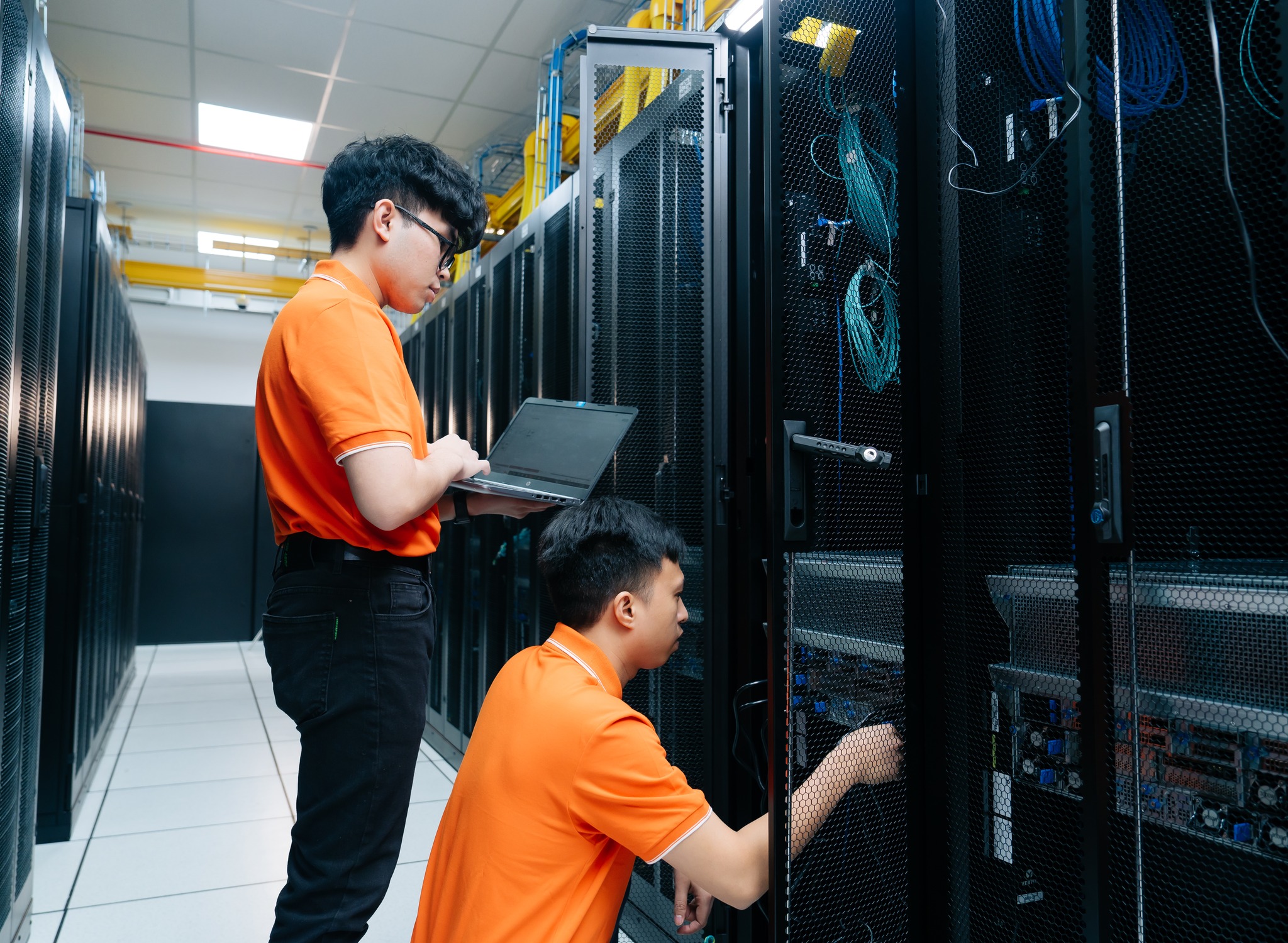 Trường ĐH FPT bắt tay với tập đoàn công nghệ, viện nghiên cứu để đào tạo 30.000 nhân lực, 100 Tiến sĩ trong các lĩnh vực công nghệ- Ảnh 2. Trường ĐH FPT bắt tay với tập đoàn công nghệ, viện nghiên cứu để đào tạo 30.000 nhân lực, 100 Tiến sĩ trong các lĩnh vực công nghệ- Ảnh 2.