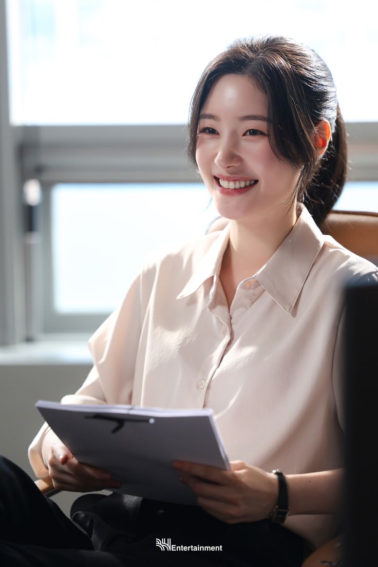 5 dấu hiệu cho thấy bạn đang bị “bóc lột” tại công ty, làm việc như trâu mà lương vẫn “giậm chân tại chỗ” - Ảnh 1.