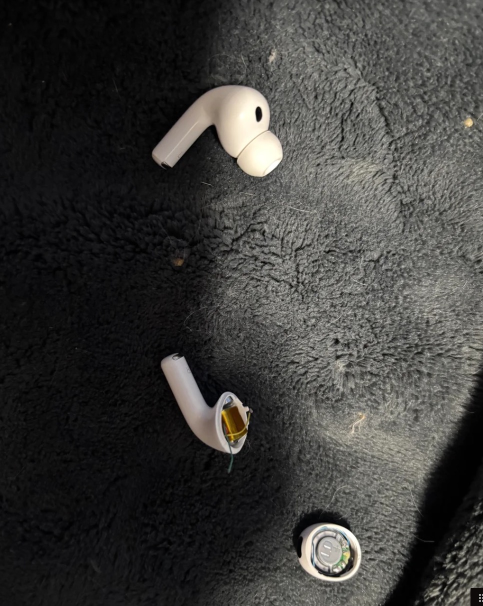 Dùng AirPods Pro 3 mãi mà không biết là hàng giả, đến khi tai nghe bị hỏng mới nhận ra - Ảnh 2.