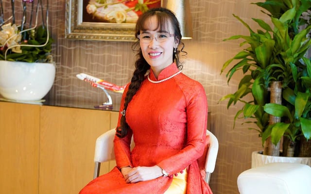 Nữ tiến sĩ vừa trở thành người giàu thứ 2 Việt Nam từng mơ làm giáo viên, sau này thực hiện thương vụ hơn 5.000 tỷ đồng cho giáo dục