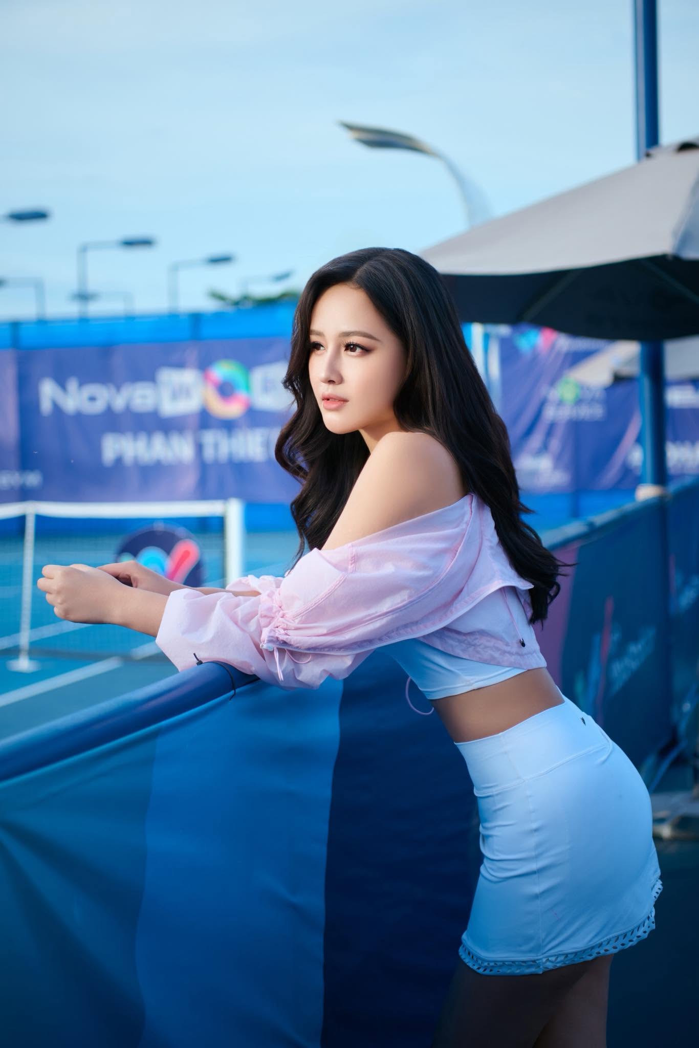 Mê đủ môn rồi, dàn mỹ nhân Việt cuối cùng vẫn quay về với tennis: Cái chất “quiet luxury” khó mà thay thế - Ảnh 3.