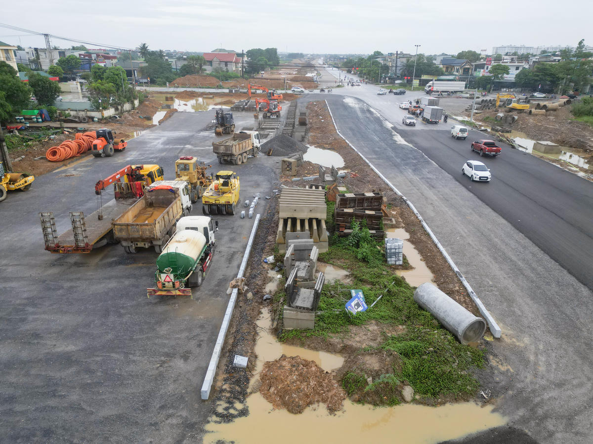 Thanh Hóa: Tăng tốc thi công đại lộ Nam sông Mã gần 2.000 tỷ đồng- Ảnh 3.