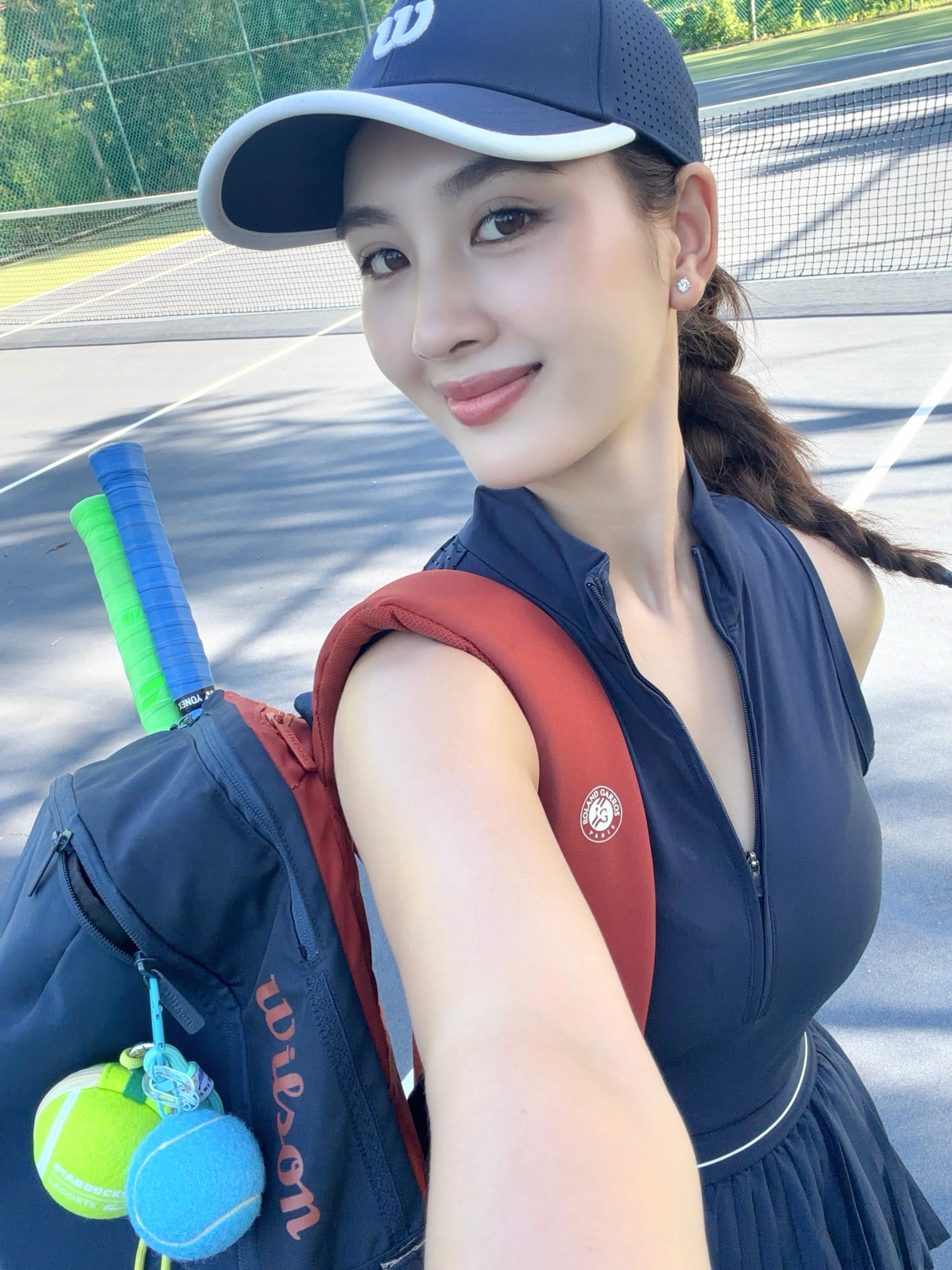 Mê đủ môn rồi, dàn mỹ nhân Việt cuối cùng vẫn quay về với tennis: Cái chất “quiet luxury” khó mà thay thế - Ảnh 19.
