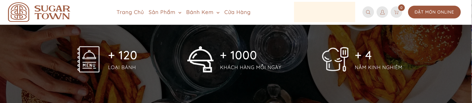 Vợ chồng nữ nghệ sĩ từ Mỹ về Việt Nam đi bán bánh khắp TP.HCM, phục vụ hơn 1000 khách mỗi ngày  - Ảnh 2.