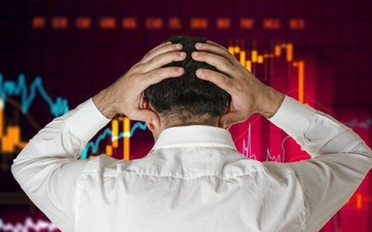 Một cổ phiếu ngân hàng "nằm sàn" hai phiên liên tiếp, chuyện gì đang diễn ra?