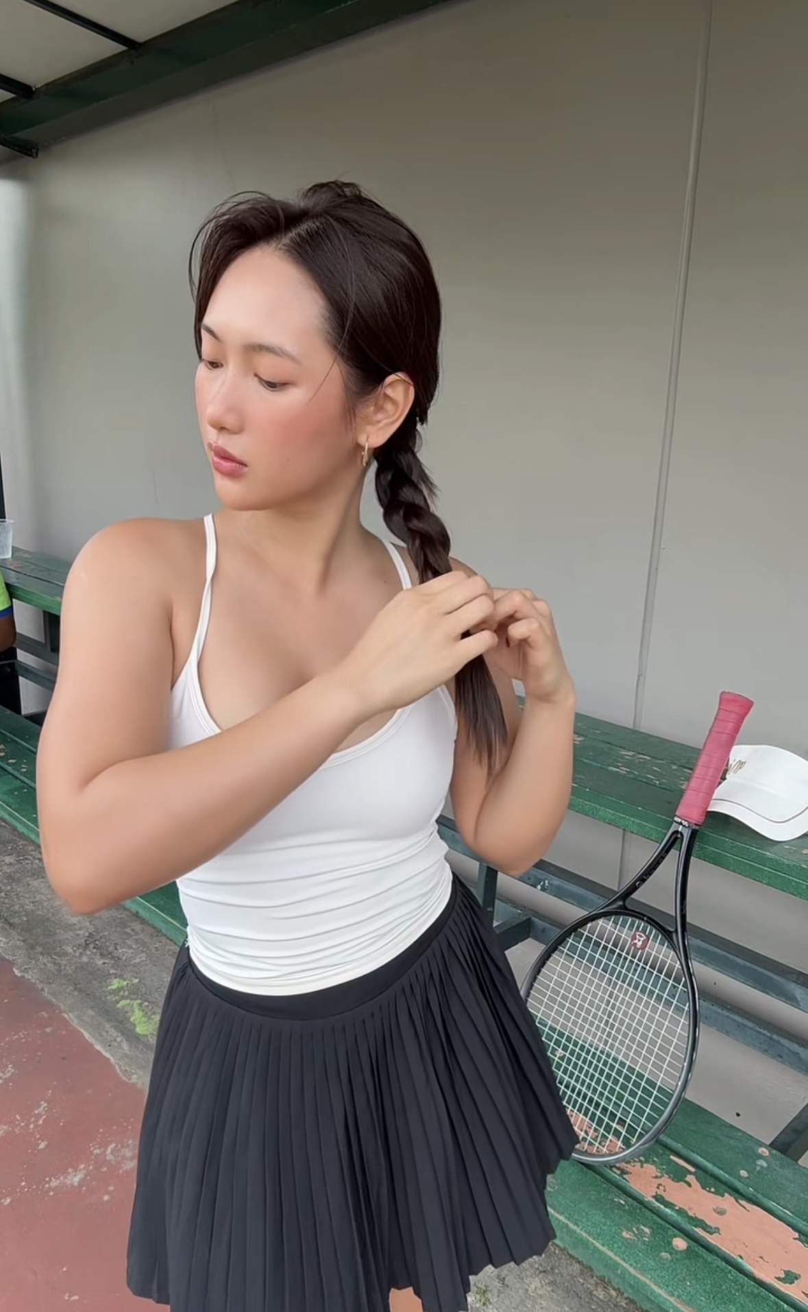 Mê đủ môn rồi, dàn mỹ nhân Việt cuối cùng vẫn quay về với tennis: Cái chất “quiet luxury” khó mà thay thế - Ảnh 17.