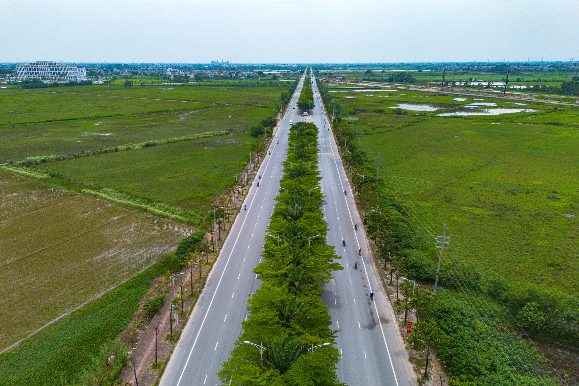 Toàn cảnh khu đô thị hơn 111.000 tỷ đồng do Vinhomes làm chủ đầu tư, quy mô rộng hơn 600ha, sẽ là nơi ở của hơn 105.000 người - Ảnh 5.