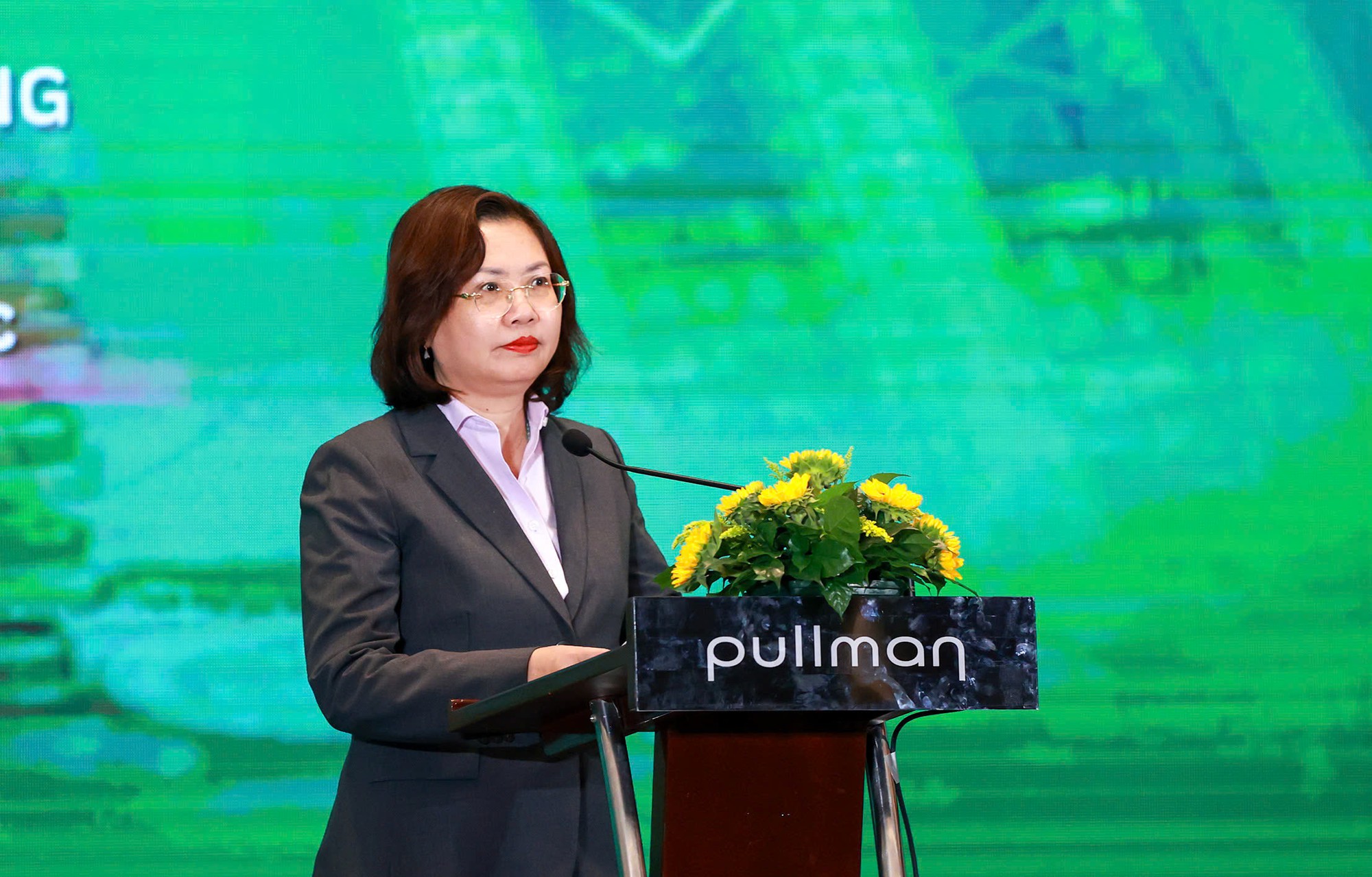 Chủ tịch UBCKNN: Ngành quỹ đang quản lý 846.000 tỷ đồng, cần trở thành lực lượng vốn chuyên nghiệp và dài hạn cho nền kinh tế  - Ảnh 1.