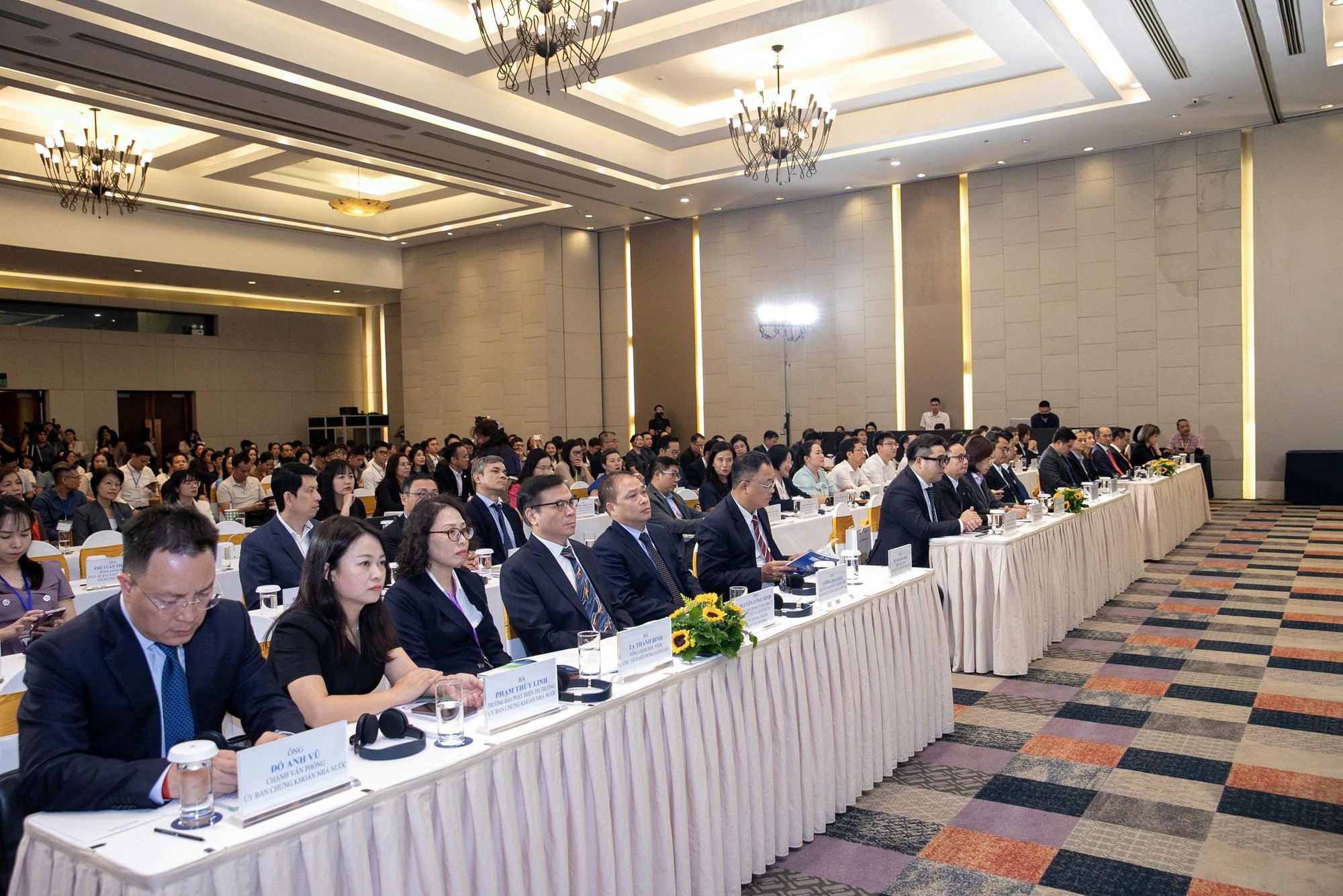 Chủ tịch UBCKNN: Ngành quỹ đang quản lý 846.000 tỷ đồng, cần trở thành lực lượng vốn chuyên nghiệp và dài hạn cho nền kinh tế  - Ảnh 3.