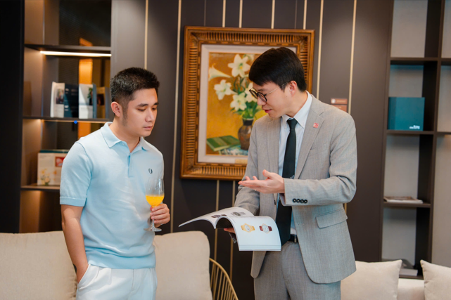 VPBank Private mở ra hành trình khám phá những giá trị vượt thời gian - Ảnh 4. VPBank Private mở ra hành trình khám phá những giá trị vượt thời gian - Ảnh 4.