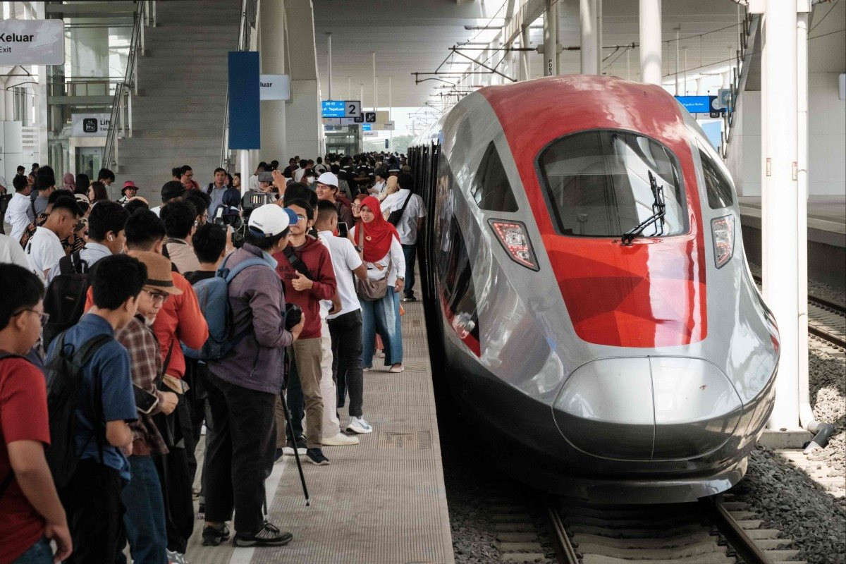 Ai sẽ gánh khoản nợ được ví như "bom hẹn giờ" của dự án do Trung Quốc tài trợ tại một nước ASEAN?- Ảnh 2.