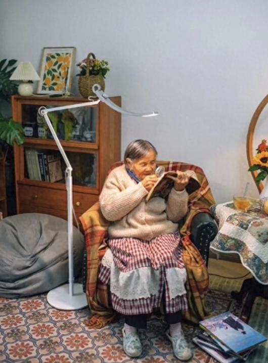 Căn nhà nhỏ ôm trọn tuổi già của cụ bà 92 tuổi: Bình yên, tự tại và chẳng muốn làm phiền con cháu - Ảnh 11.