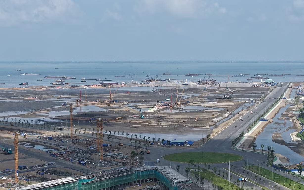 Tỷ phú Phạm Nhật Vượng đang cho xây công trình 7,4ha tại siêu đô thị biển 2.870ha, có “ông lớn” y tế Mỹ hàng đầu thế giới tham gia từ đầu