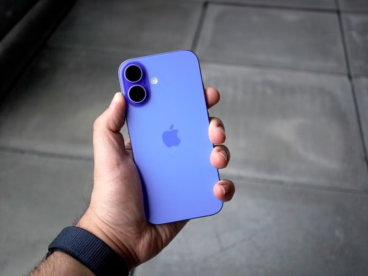 5 chiếc iPhone cũ giảm giá mạnh, đáng mua nhất sau khi iPhone 18 Pro Max ra mắt - Ảnh 2.