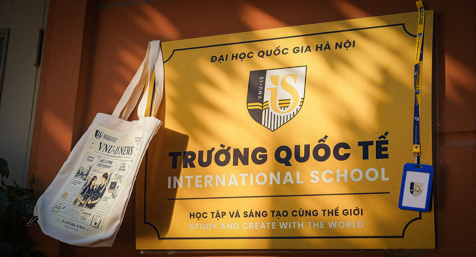 Việt Nam có 1 trường ĐH công lập giảng dạy 100% tiếng Anh cho gần 6.000 sinh viên: Học phí hơn 200 triệu/khóa, cơ hội được trao đổi tại Mỹ, Malaysia, Trung Quốc, tốt nghiệp nhận 2 bằng cùng lúc - Ảnh 1. Việt Nam có 1 trường ĐH công lập giảng dạy 100% tiếng Anh cho gần 6.000 sinh viên: Học phí hơn 200 triệu/khóa, cơ hội được trao đổi tại Mỹ, Malaysia, Trung Quốc, tốt nghiệp nhận 2 bằng cùng lúc - Ảnh 1.