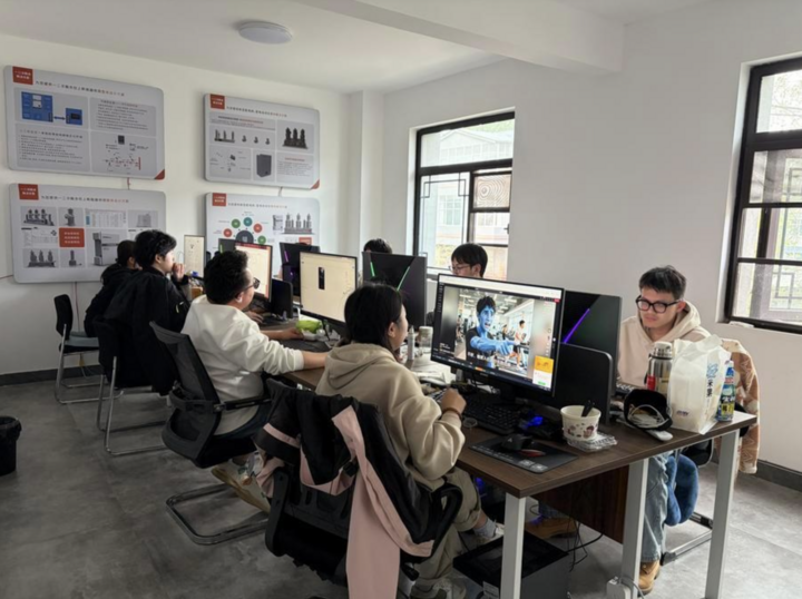 Trung Quốc gỡ bỏ 68.000 phim ngắn phản cảm, hơn 90% liên quan AI- Ảnh 1.