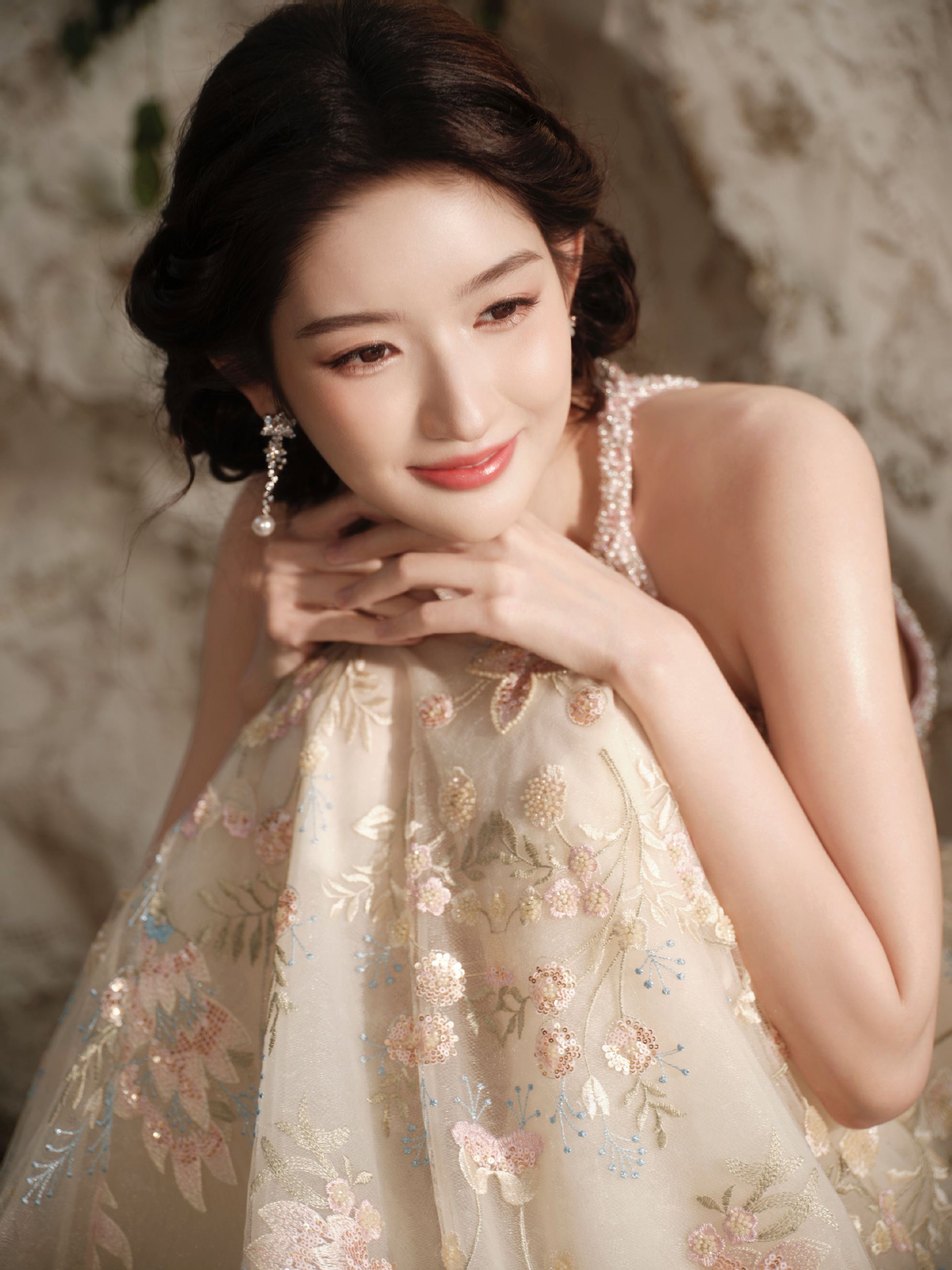 Mỹ nhân showbiz và bạn trai diễn viên hơn 10 tuổi bí mật kết hôn rồi ly dị không cho ai biết - Ảnh 6.