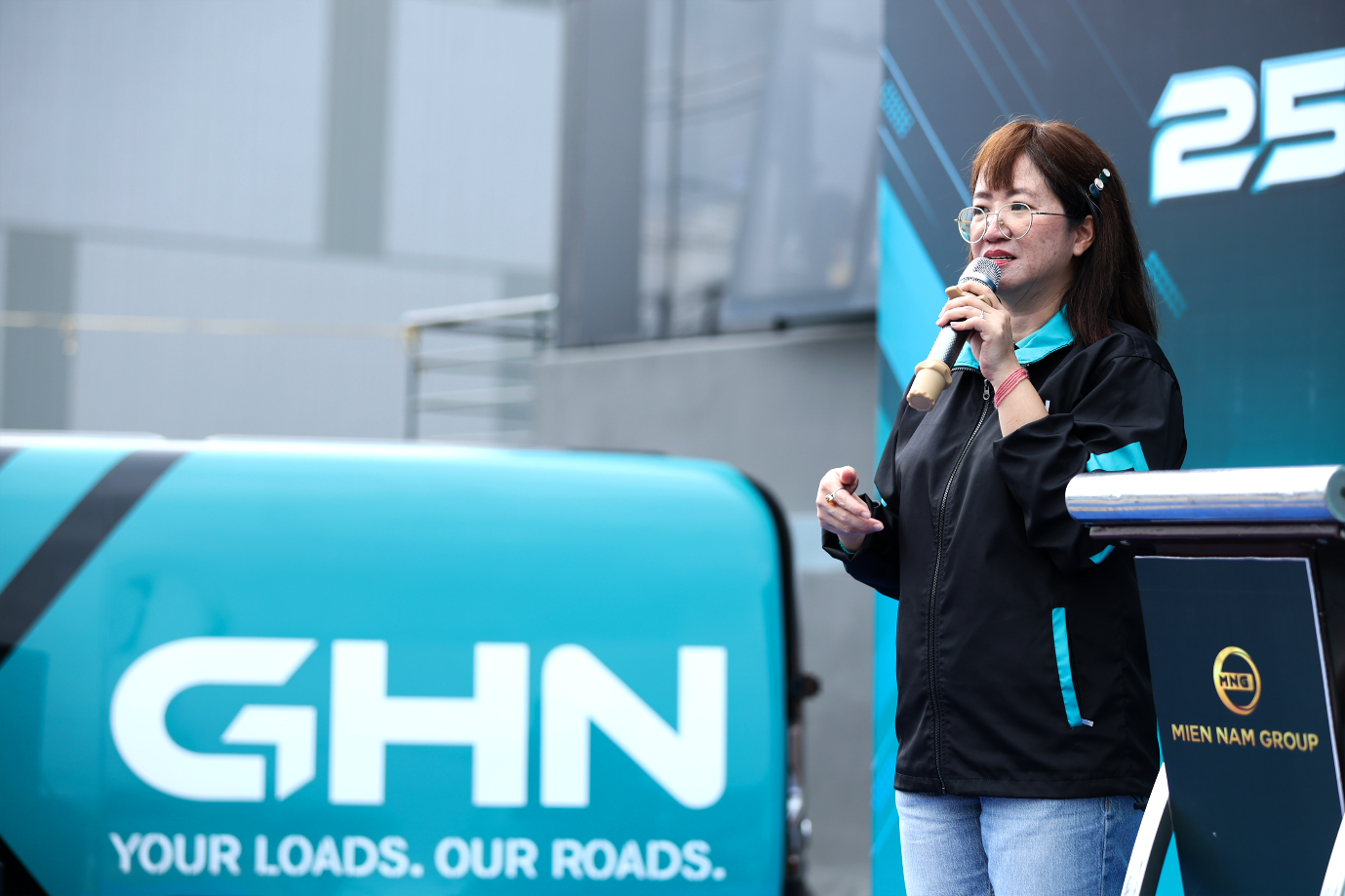 Giao Hàng Nặng đưa 25 xe tải điện vào vận hành, mục tiêu hơn 800 xe năm 2029 - Ảnh 2.