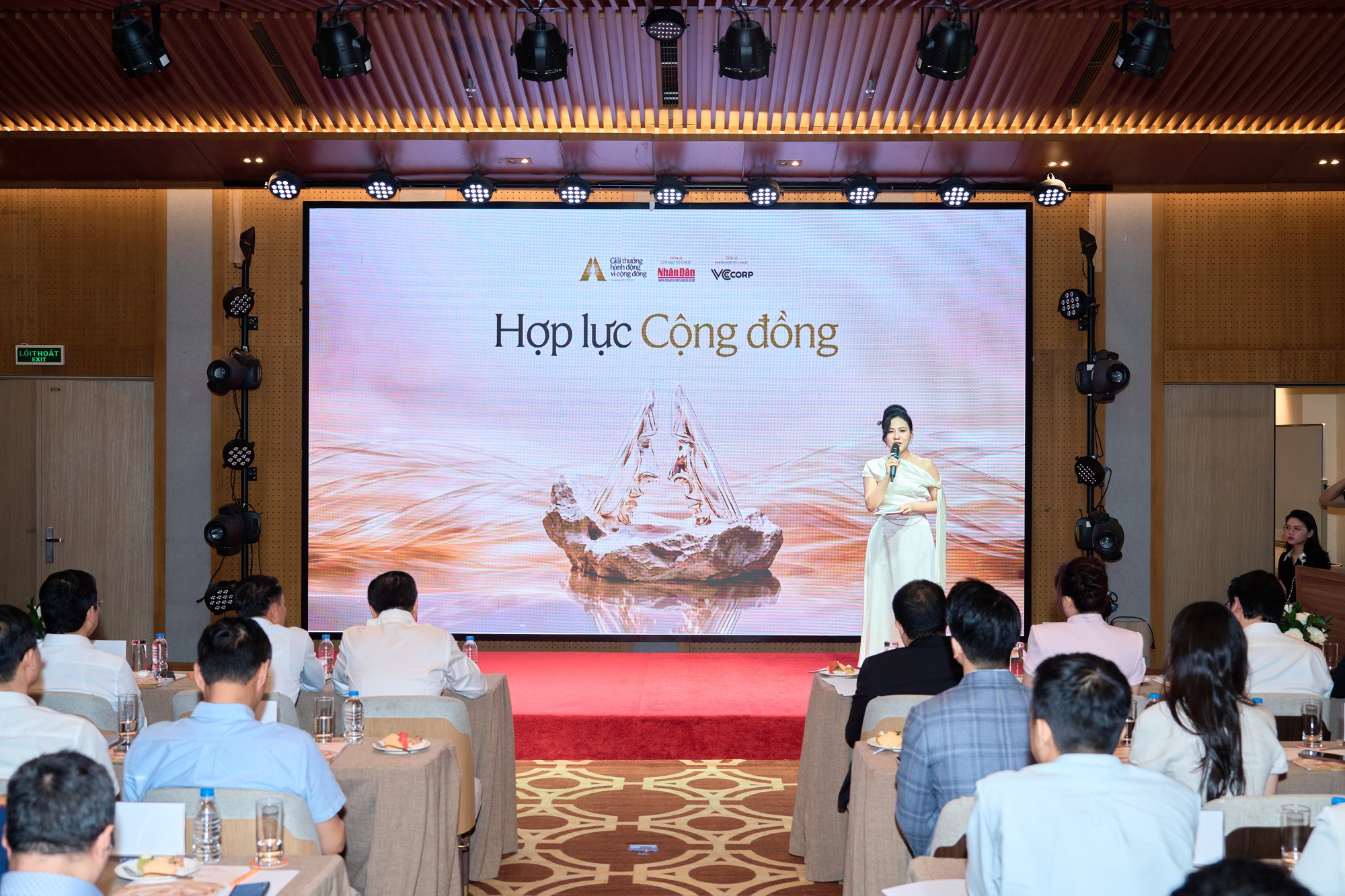 Human Act Prize 2026: Không cần chờ có vị thế hay đủ điều kiện mới hành động, mỗi việc nhỏ hôm nay sẽ là tiền đề cho những đóng góp trong tương lai- Ảnh 1.