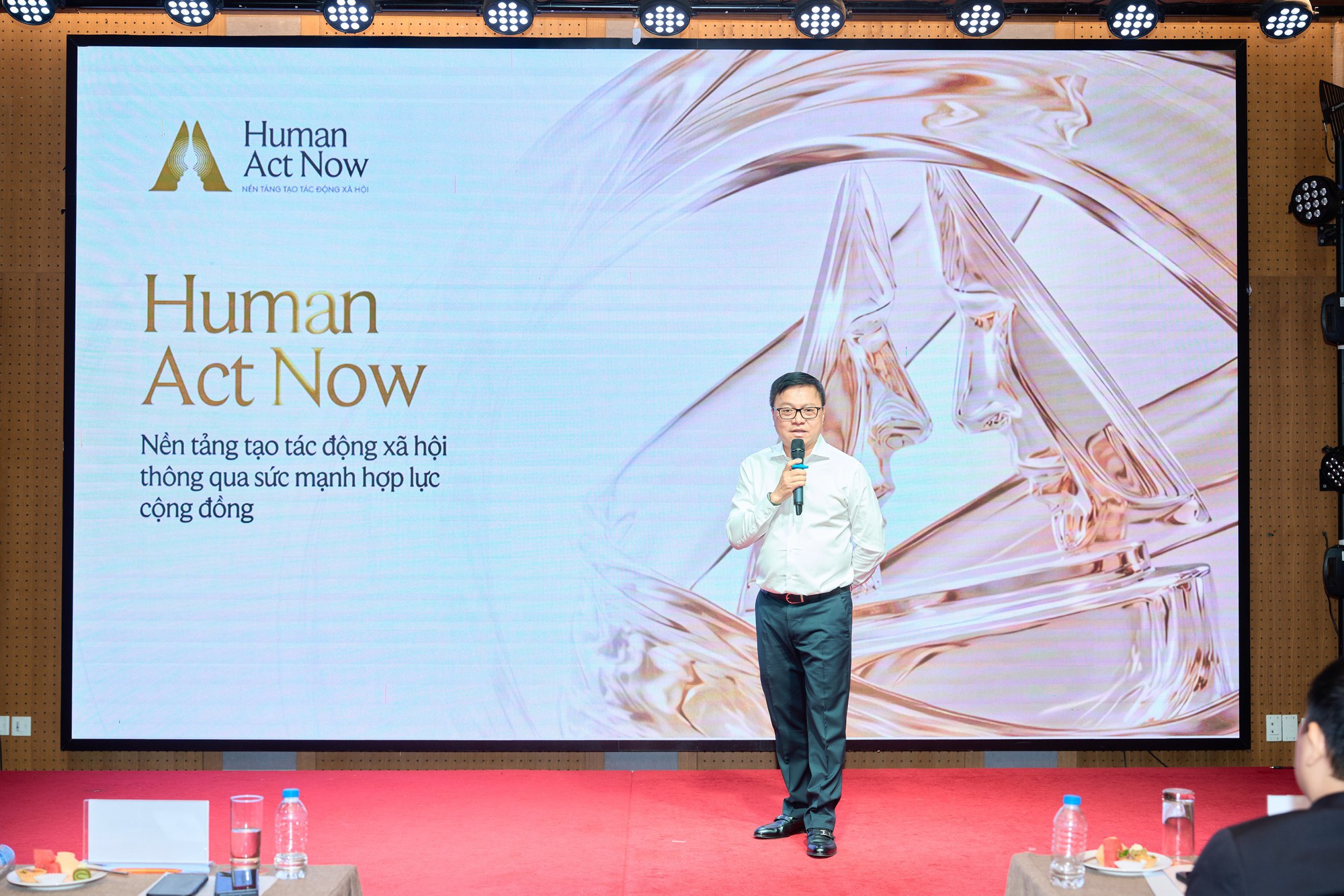 Human Act Prize 2026: Không cần chờ có vị thế hay đủ điều kiện mới hành động, mỗi việc nhỏ hôm nay sẽ là tiền đề cho những đóng góp trong tương lai- Ảnh 5.