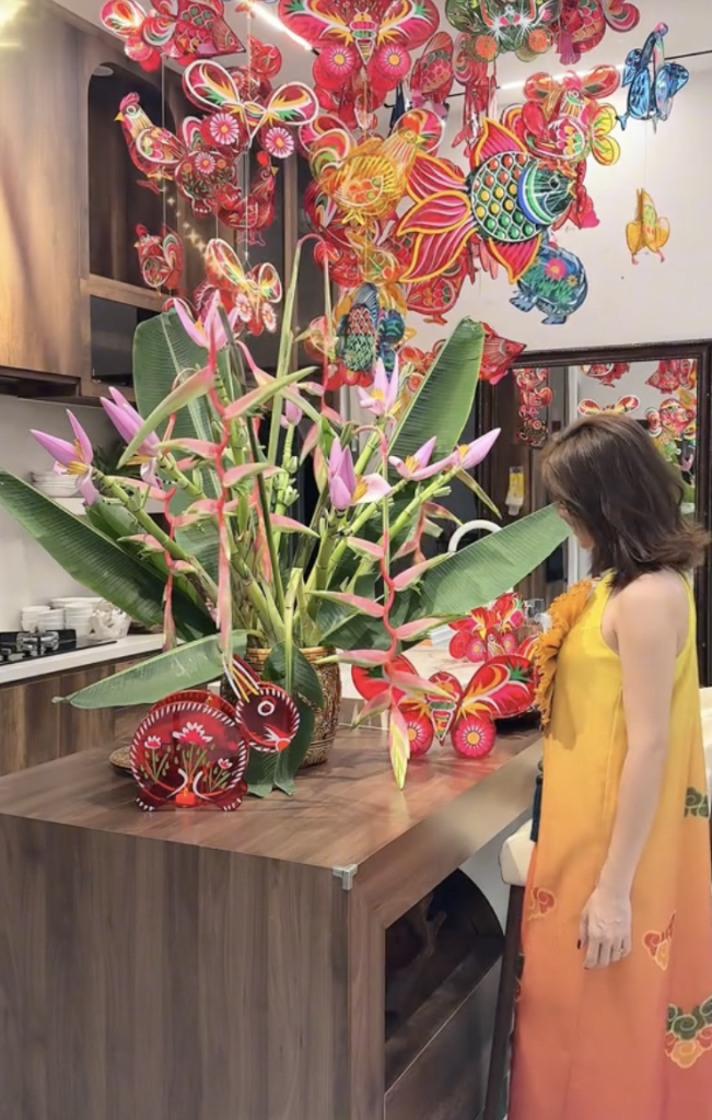 Lộ diện" chị Hằng" làm con dâu tập đoàn nhựa, chủ biệt thự 1.000m2 decor nhà cửa hoành tráng chơi Trung thu - Ảnh 11.