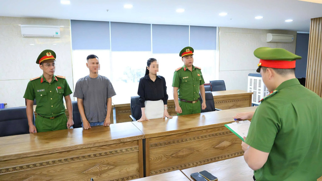 Thi hành lệnh bắt tạm giam Lê Thị Thanh Thuận SN 1983- Ảnh 1.
