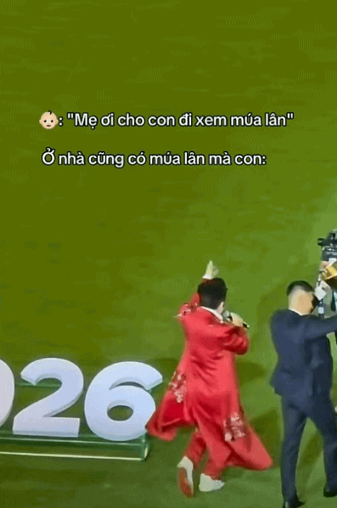 Showbiz Việt ai múa lân qua Tùng Dương- Ảnh 2.