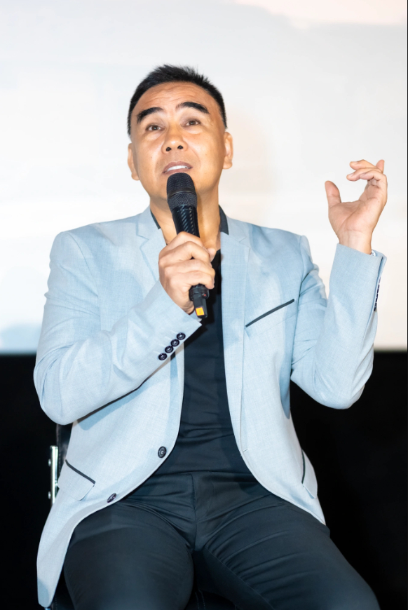 MC Quyền Linh từng bị chỉ trích vì quảng cáo thực phẩm chức năng sai sự thật, thừa nhận: "Là bài học sau hơn 20 năm của tôi"- Ảnh 1.