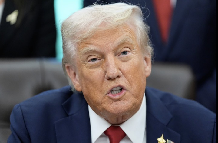 Ông Trump bán hàng chục triệu USD cổ phiếu công nghệ- Ảnh 1.